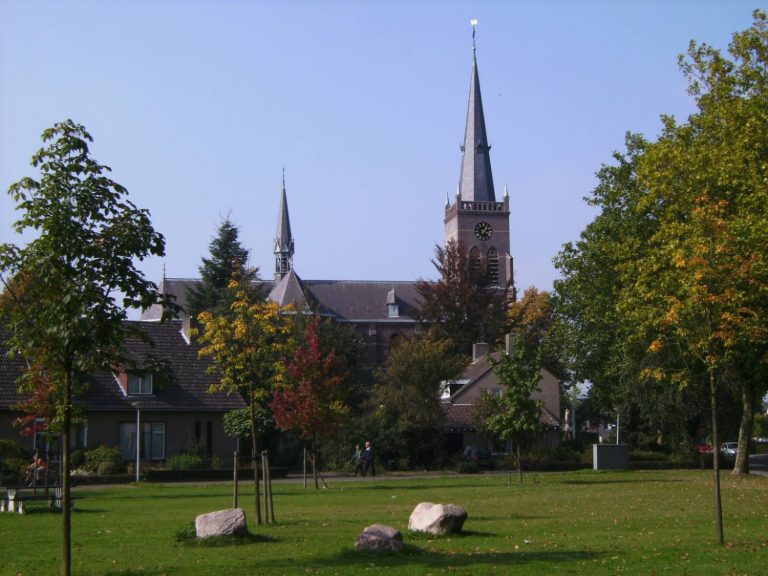 4 babywinkels in Veldhoven Kerk in Veldhoven