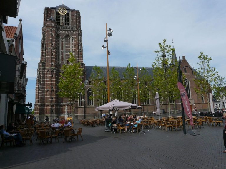 3 babywinkels in Oosterhout Gezellig plein in oosterhout