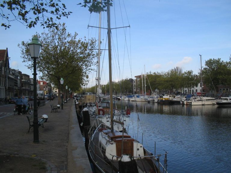 De ouden haven van Vlaardingen